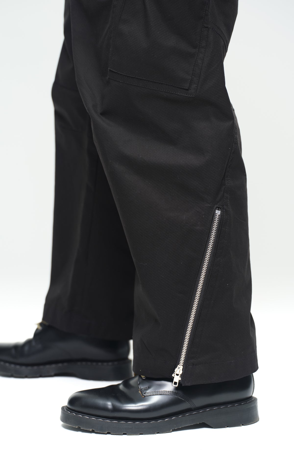 1. "THUNDEROUS" High Density Cotton Pants