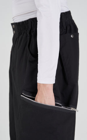 1. "HOMUBOI" Adjustable Big Pants