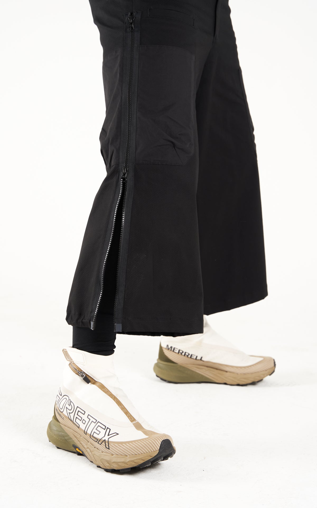 1. "IAIDŌ" Hakama Cargo Pants