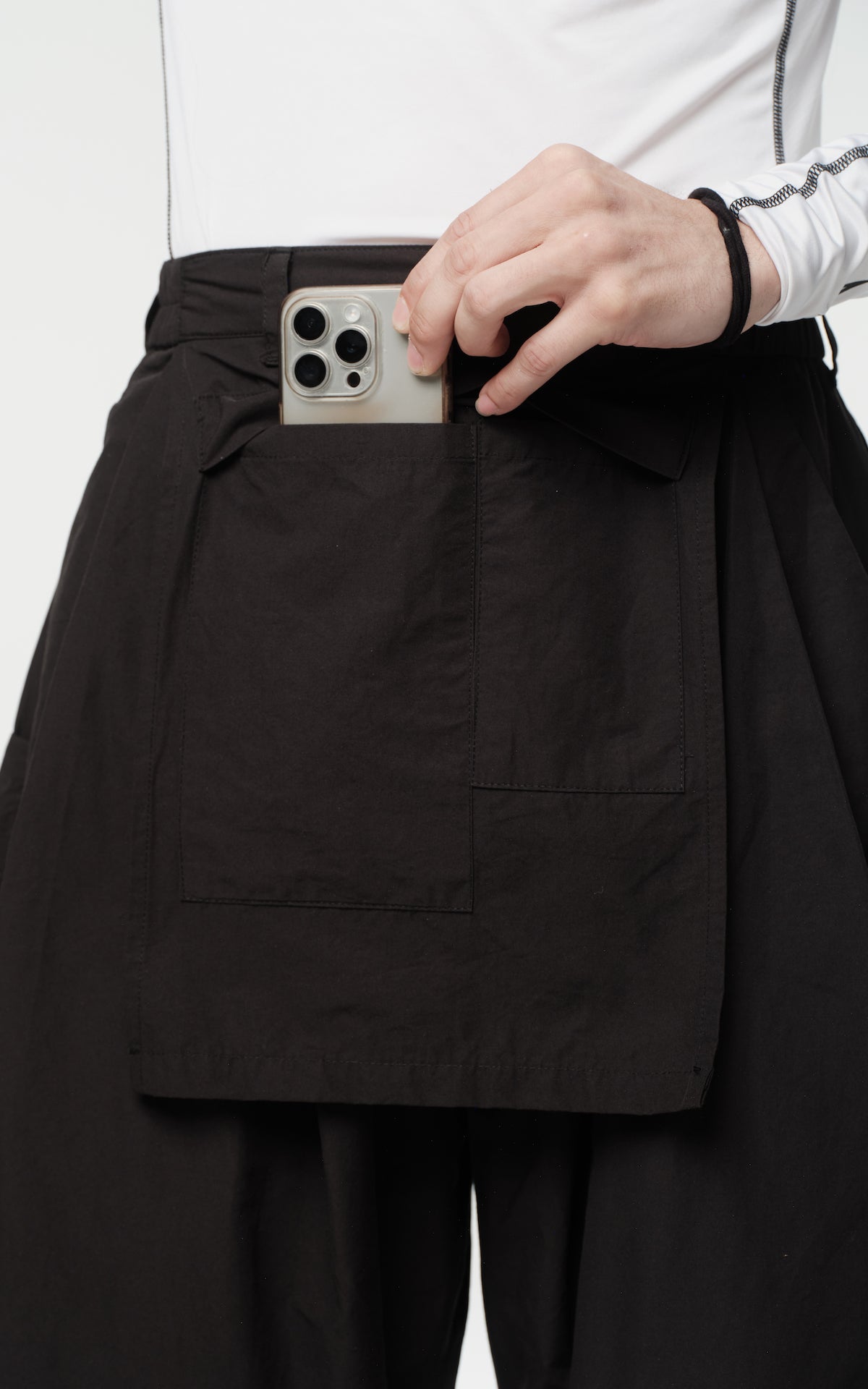 1. "YESCHEF" Cropped Wide Skirt Pants