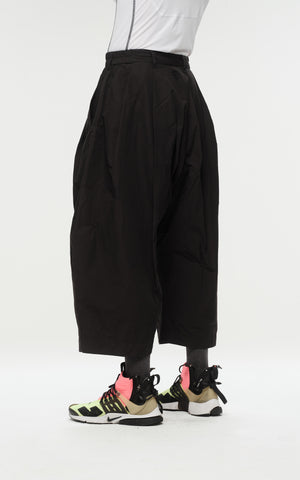 1. "YESCHEF" Cropped Wide Skirt Pants