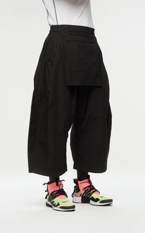 1. "YESCHEF" Cropped Wide Skirt Pants