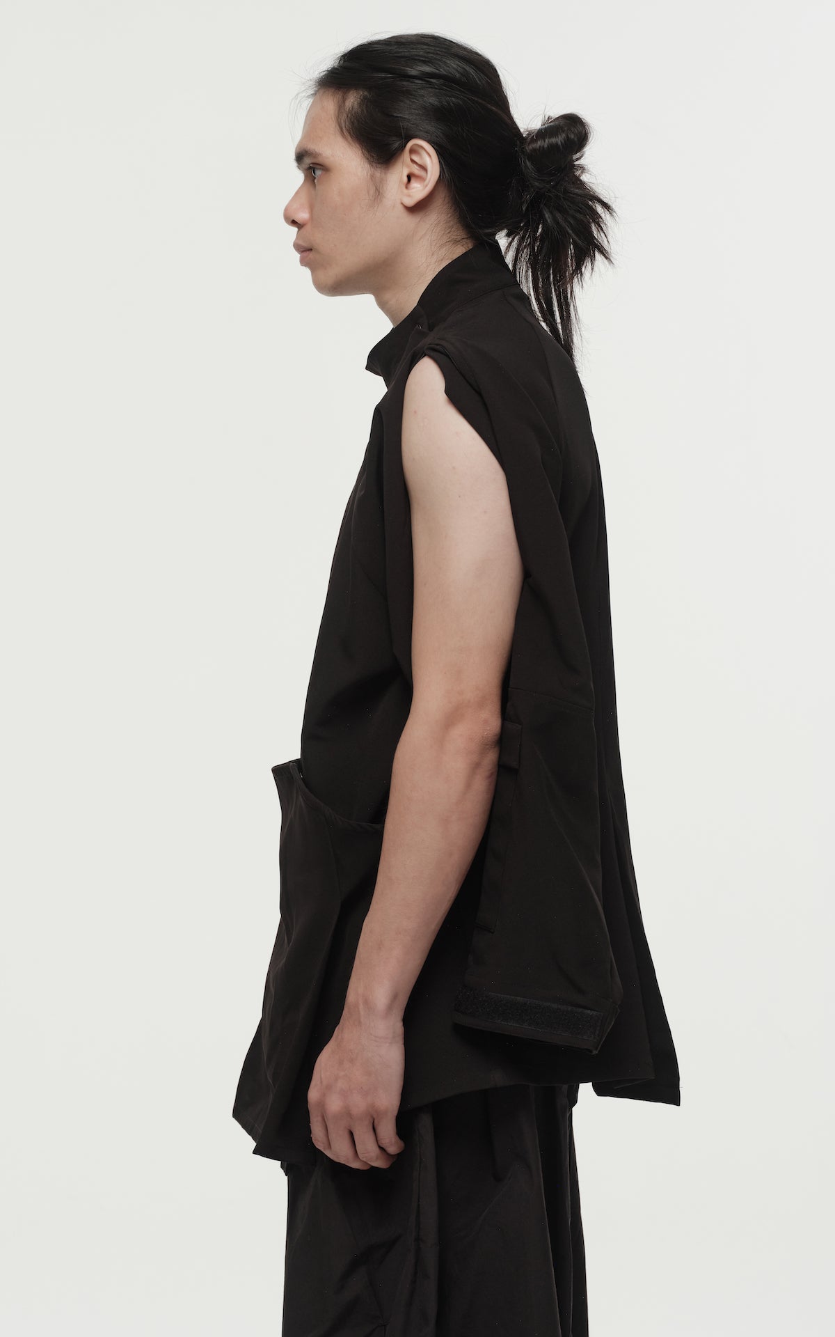 1. "PROTRUDE" 4 Way-Stretch Dual Mode Jacket
