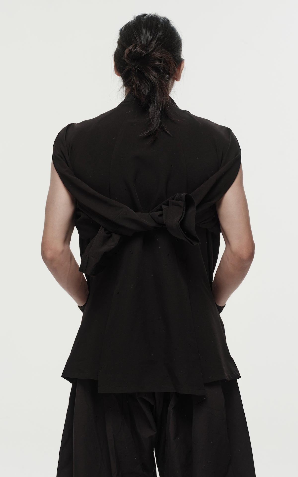 1. "PROTRUDE" 4 Way-Stretch Dual Mode Jacket