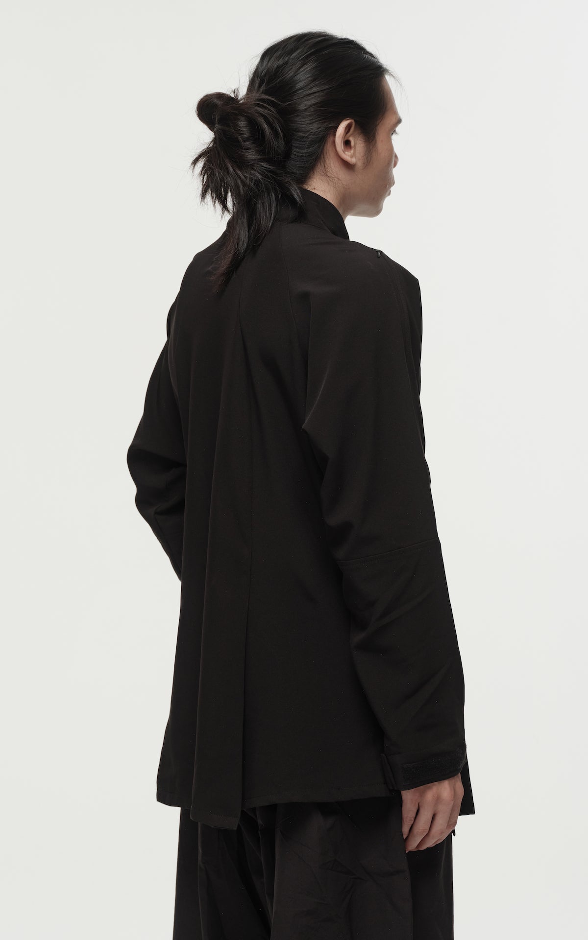 1. "PROTRUDE" 4 Way-Stretch Dual Mode Jacket