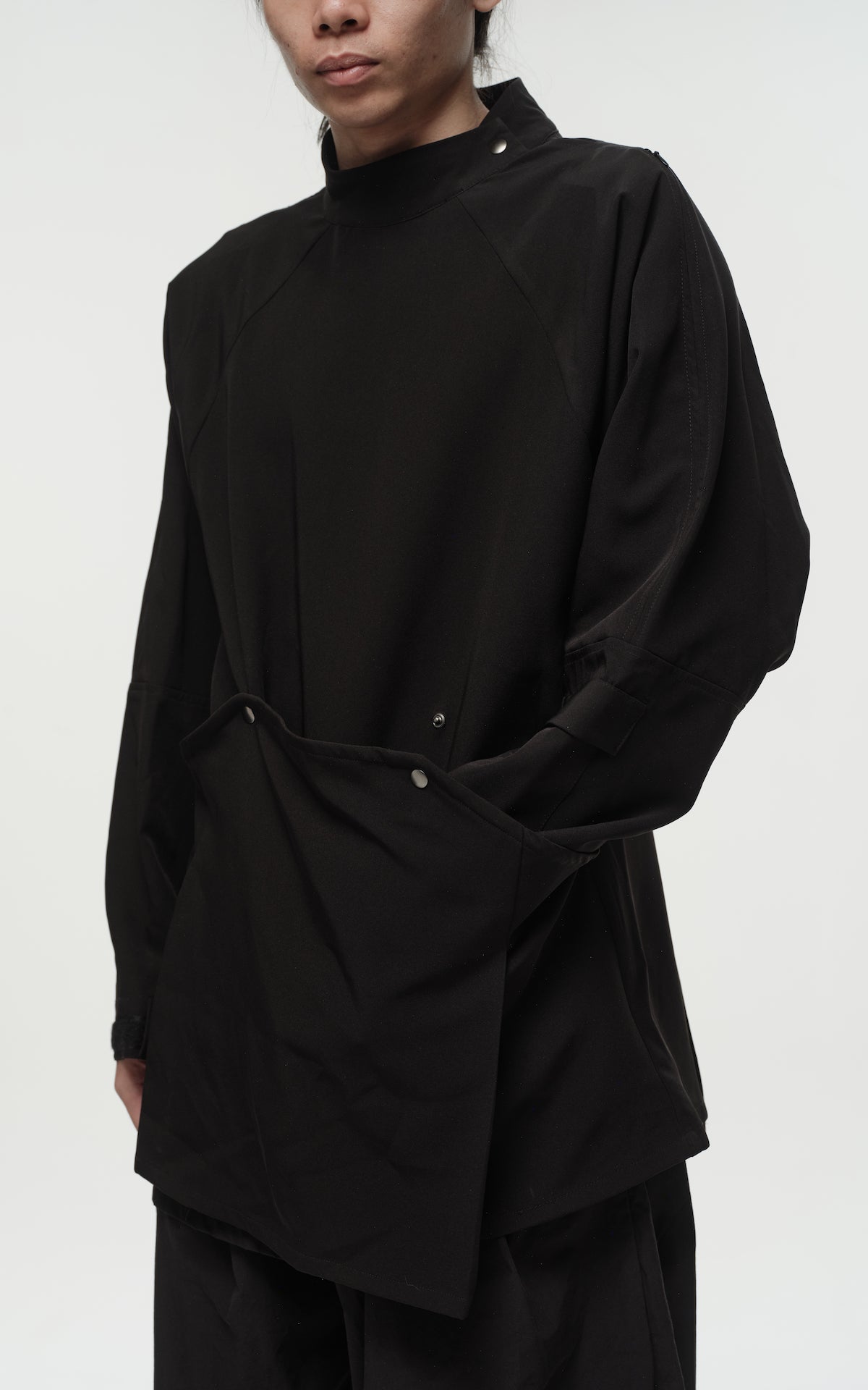 1. "PROTRUDE" 4 Way-Stretch Dual Mode Jacket