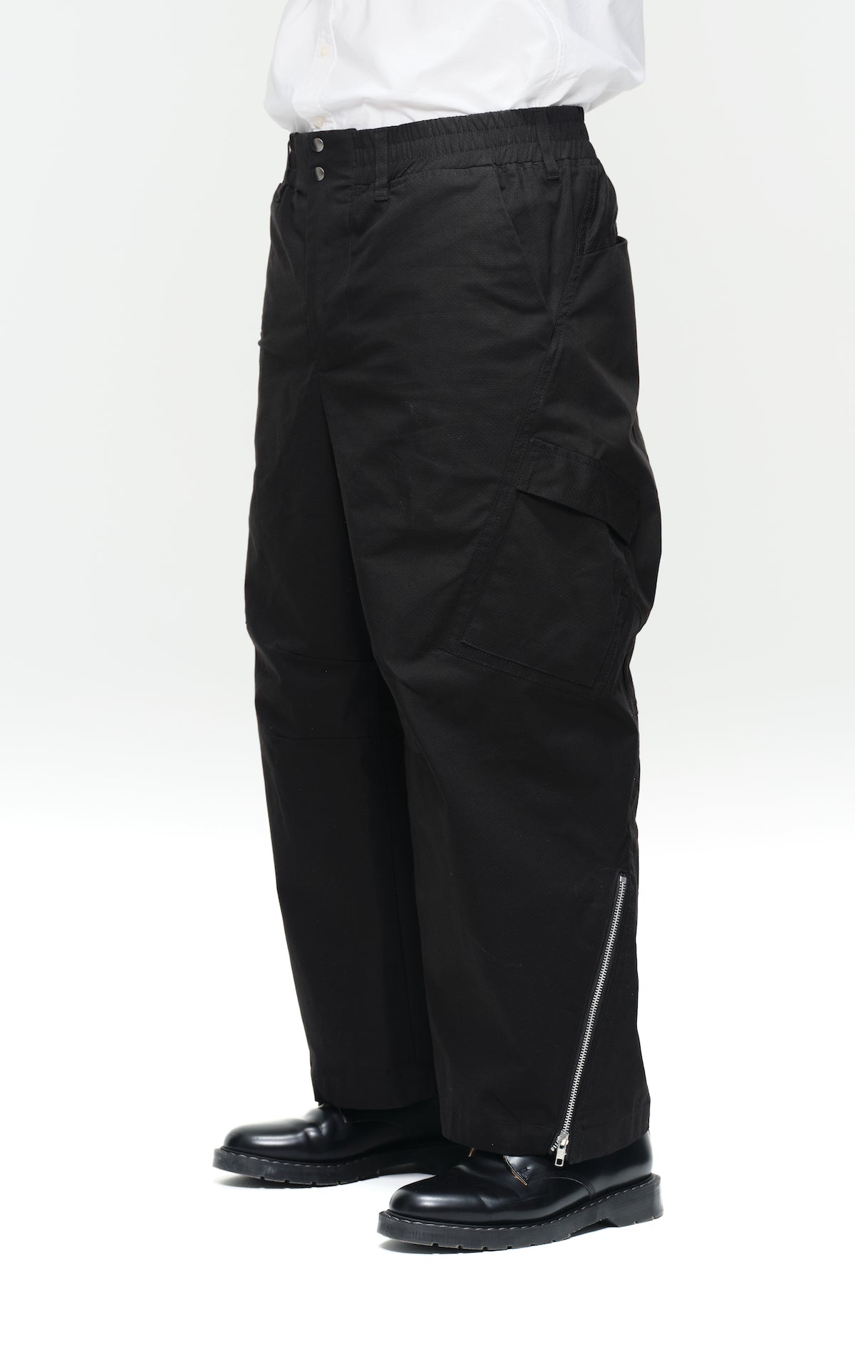 1. "THUNDEROUS" High Density Cotton Pants