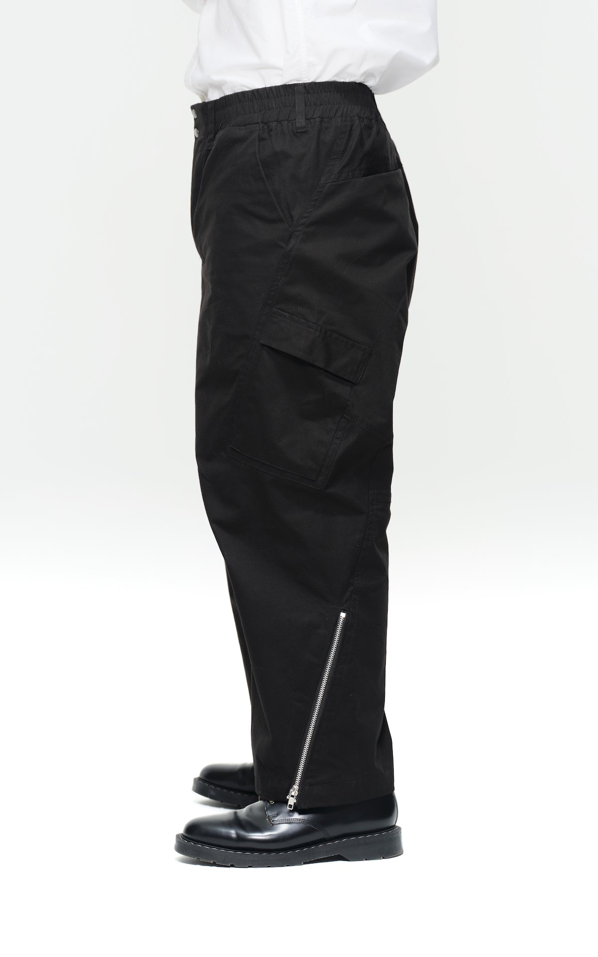 1. "THUNDEROUS" High Density Cotton Pants