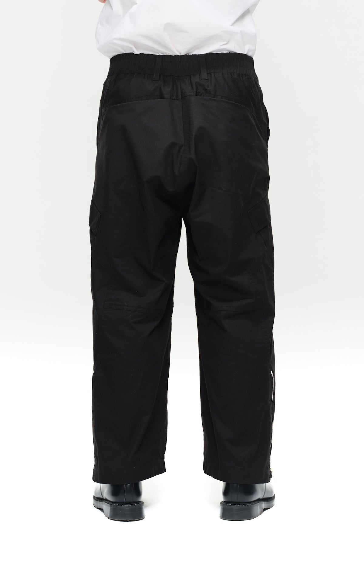 1. "THUNDEROUS" High Density Cotton Pants