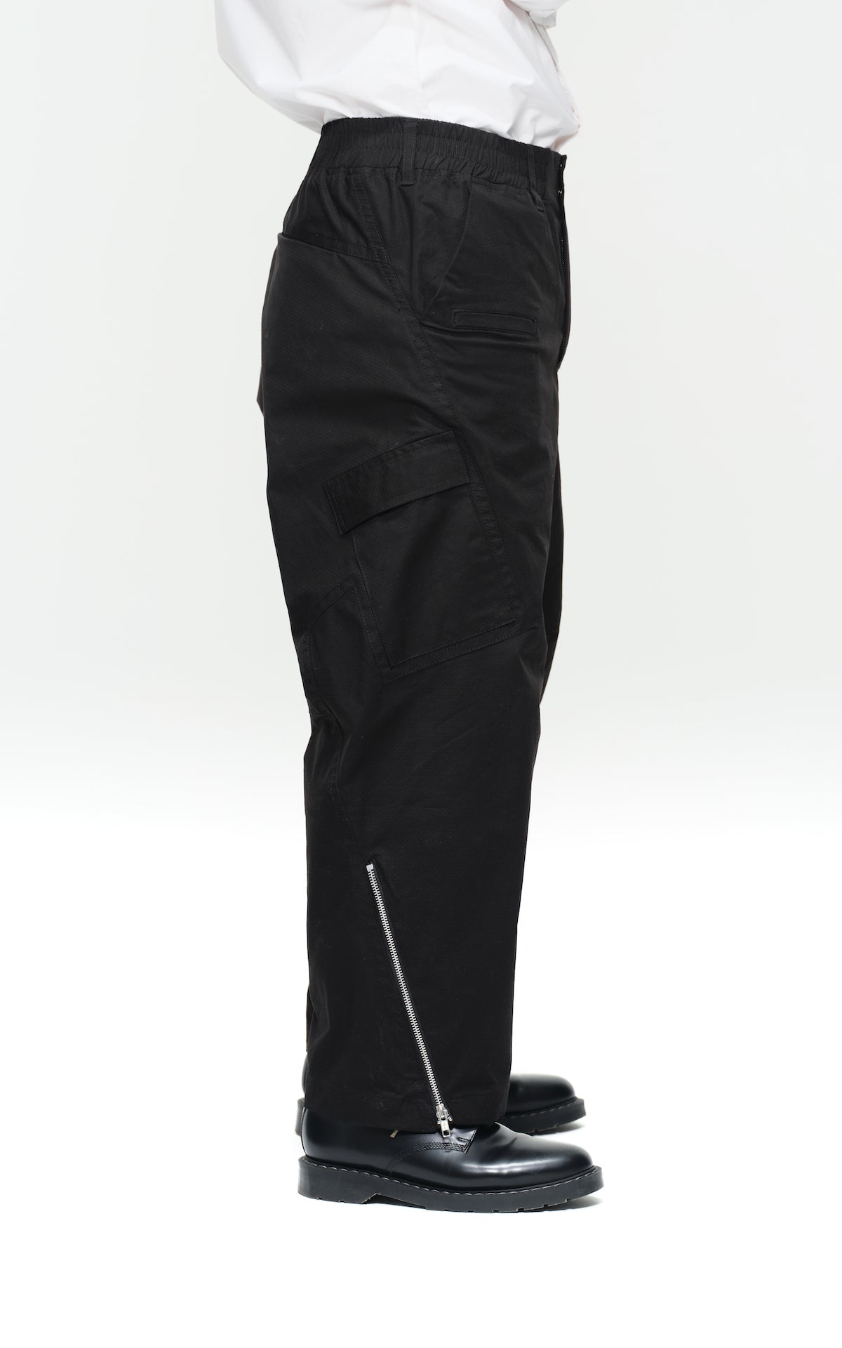1. "THUNDEROUS" High Density Cotton Pants