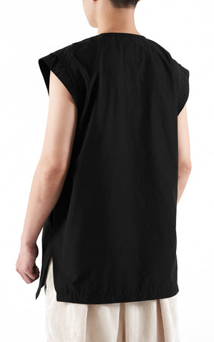 1. "FRONTIER" Sleeveless Muscle Shirt