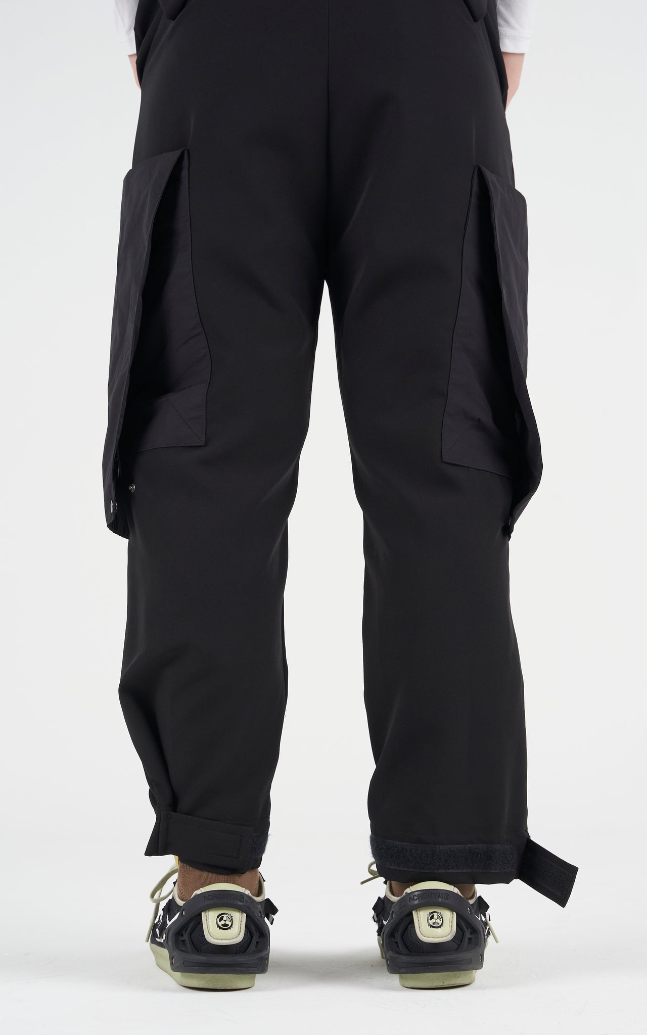 1. "PLIANT2.0" 4 Way-Stretch Cargo Pants