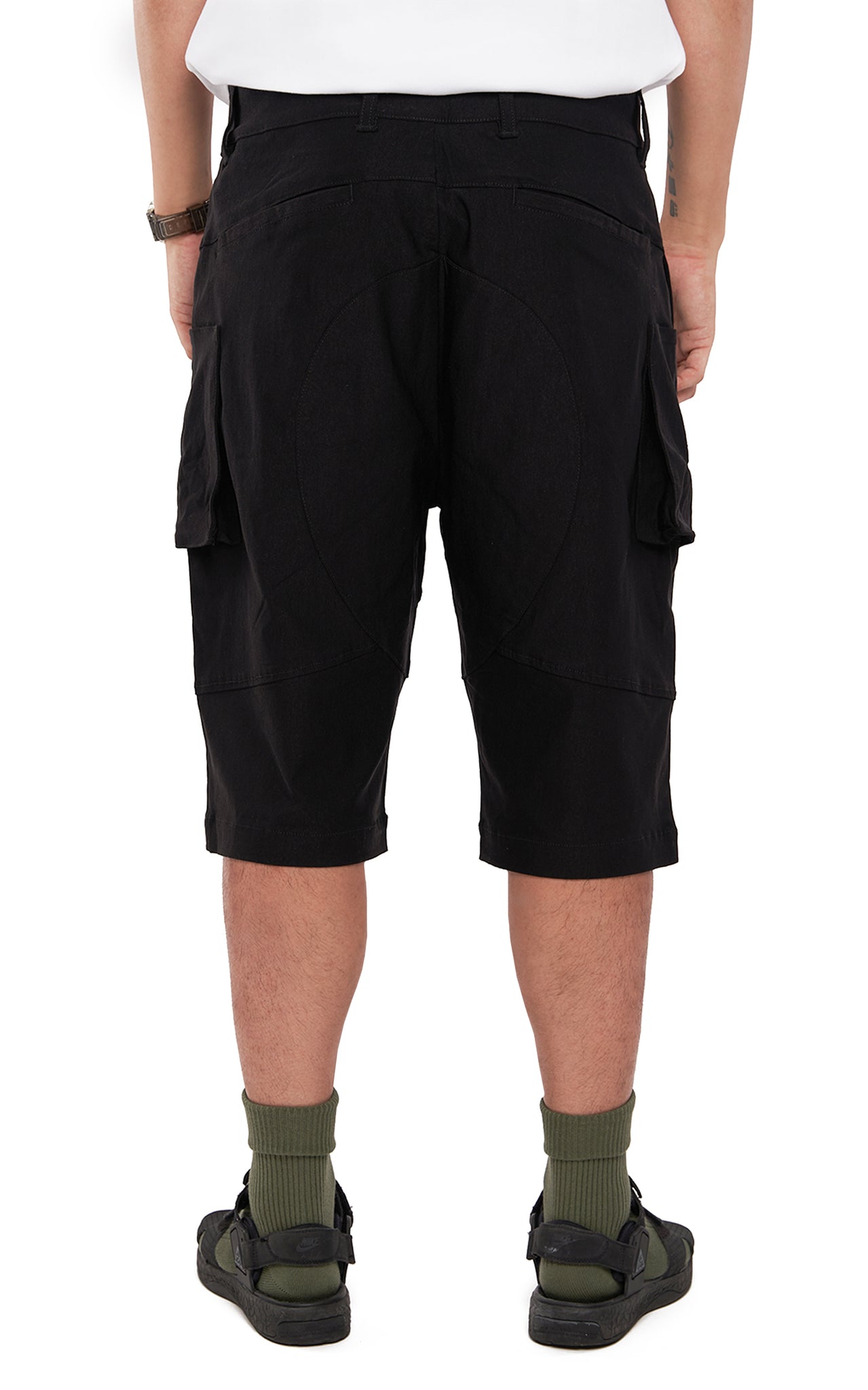 2. “Wander” Knee-Length Shorts