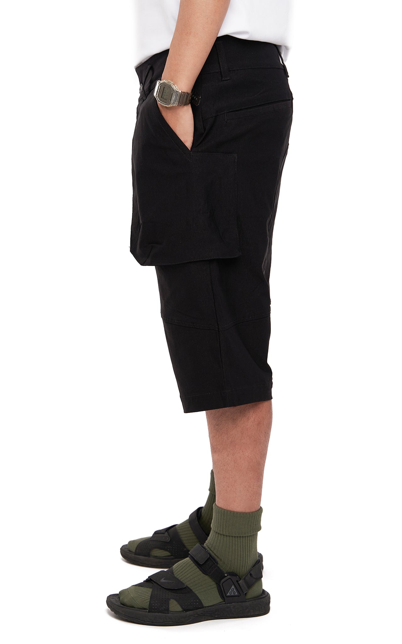 2. “Wander” Knee-Length Shorts