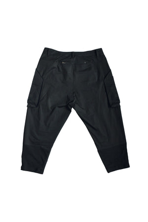 2. "idō" Cropped Pants